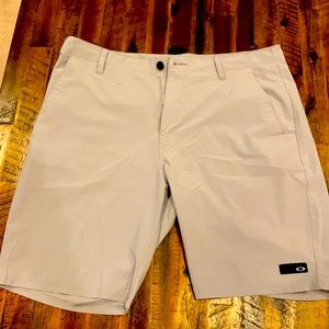 Oakley Golf Shorts Waist 38
